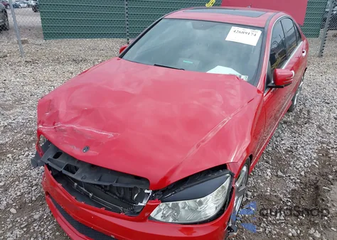 2010 Mercedes-Benz C 300 Luxury 4Matic/Sport 4Matic из США, поврежденный, VIN WDDGF8BB1AF434233